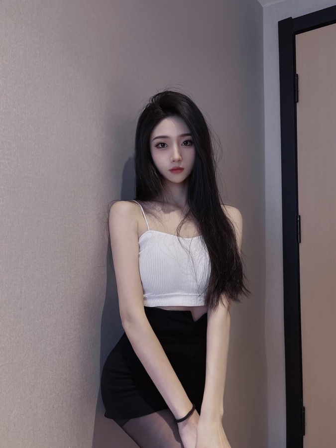 广州朋友介绍上粉下嫩极品兼职人美声甜会嘤嘤嘤