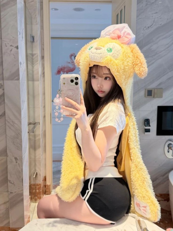 台灣 清純學生妹 咪拉 158cm.D奶.44kg.19歲