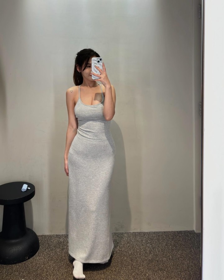 台灣美女 小雲 165cm/48kg/E/25歲